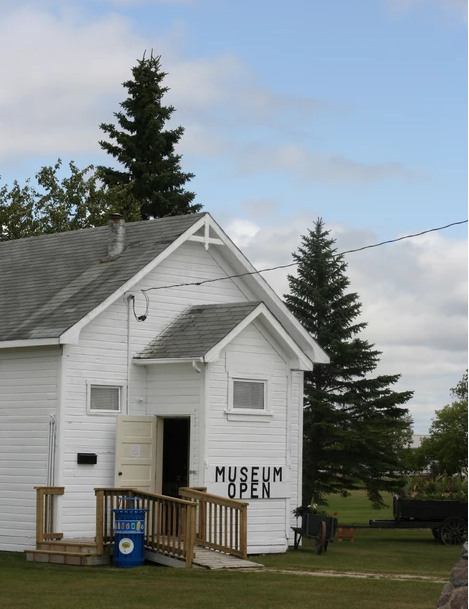 Woodlands Pioneer Mesuem front door with Museum Open sign